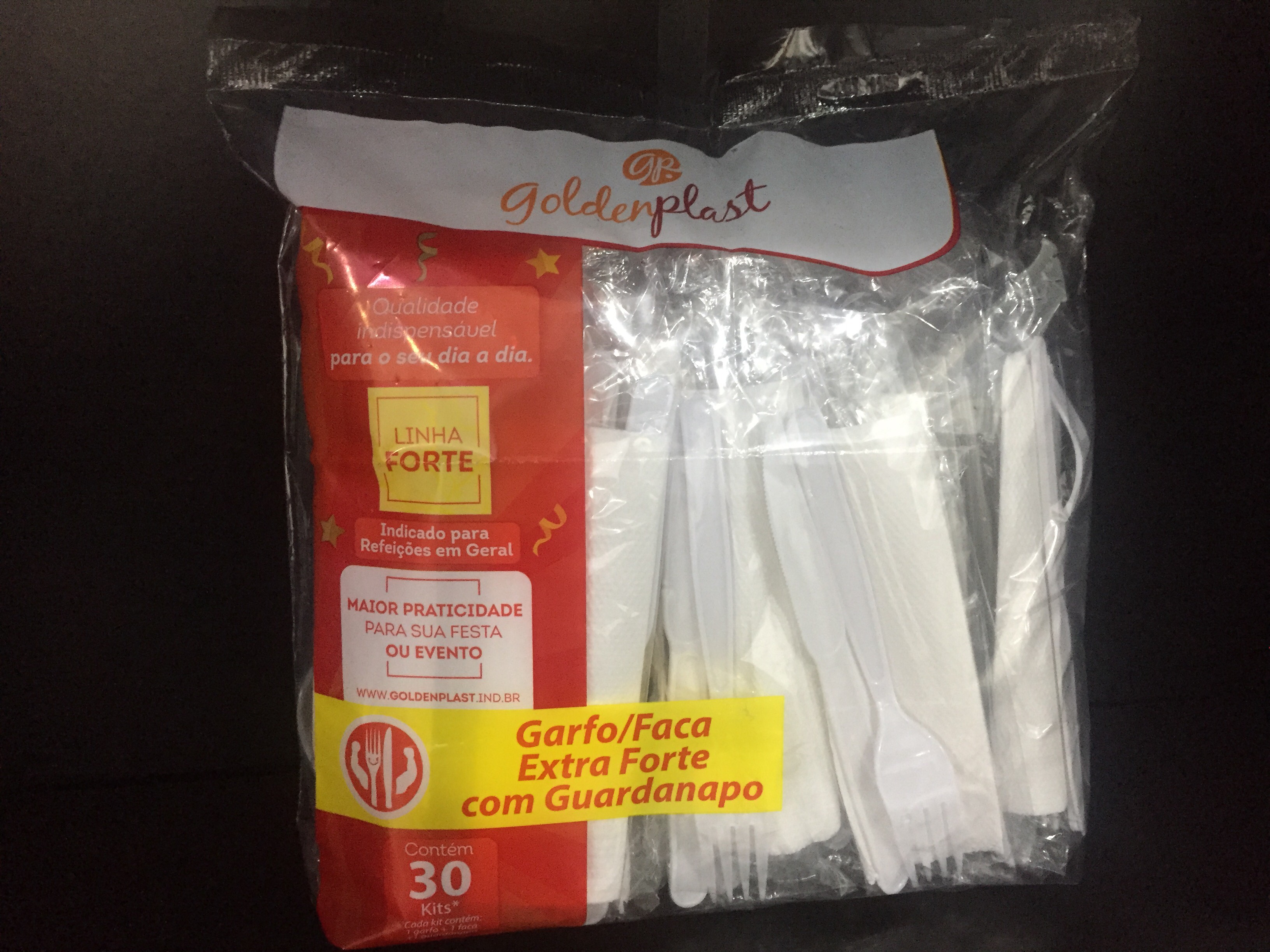 KIT GARFO E FACA COM GUARDANAPO.jpg