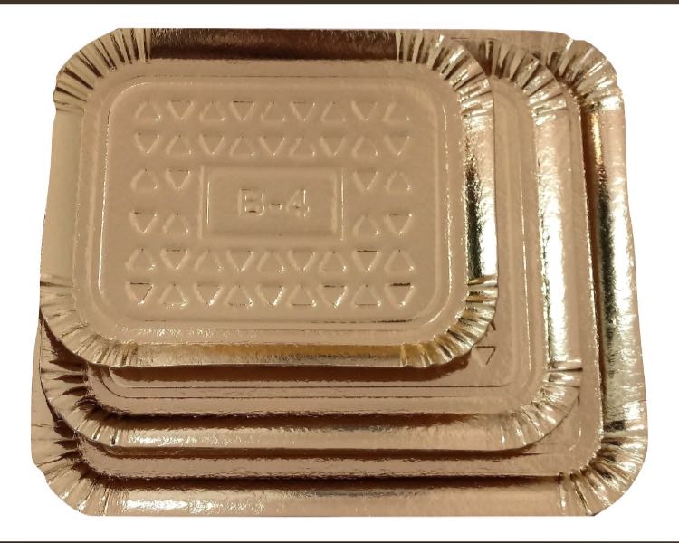 bandeja lam dourada.jpeg